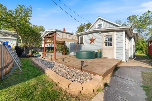 1313 98th Avenue W, Duluth, MN 55808