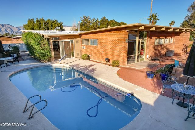 1252 S Avenida Sirio, Tucson, AZ 85710