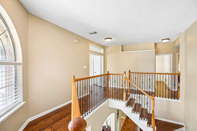 2113 Coldwater Bridge Lane, League City, TX 77573
