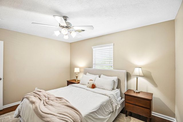2113 Coldwater Bridge Lane, League City, TX 77573