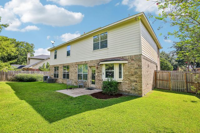 2113 Coldwater Bridge Lane, League City, TX 77573
