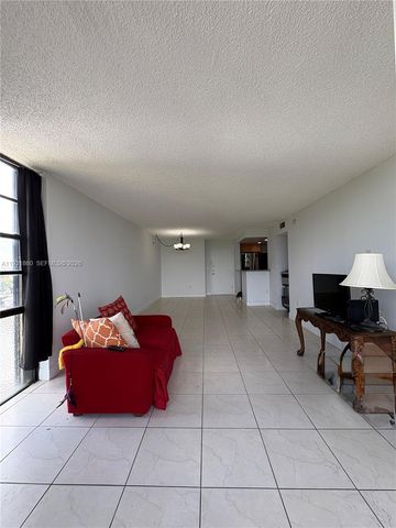 2500 NE 135th Street C502, North Miami, FL 33181