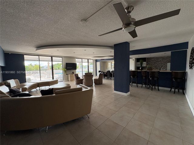 2500 NE 135th Street C502, North Miami, FL 33181
