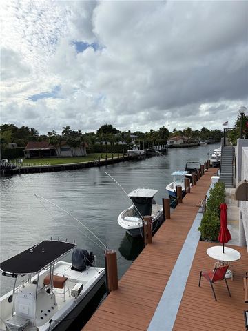 2500 NE 135th Street C502, North Miami, FL 33181