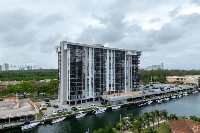 2500 NE 135th Street C502, North Miami, FL 33181