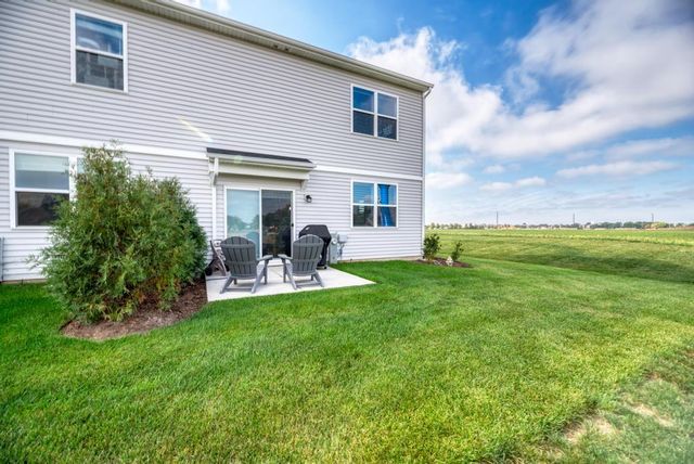 126 Kingsport Drive, South Elgin, IL 60177