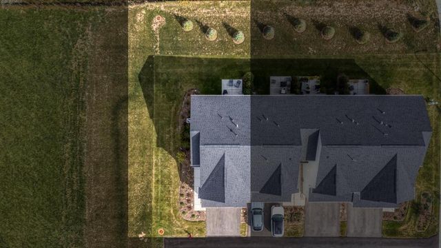 126 Kingsport Drive, South Elgin, IL 60177