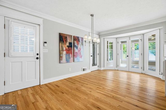 5424 Wedgewood Court SW, Lilburn, GA 30047