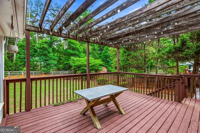 5424 Wedgewood Court SW, Lilburn, GA 30047