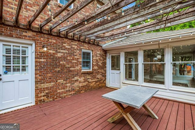 5424 Wedgewood Court SW, Lilburn, GA 30047