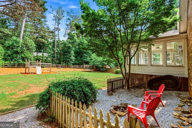 5424 Wedgewood Court SW, Lilburn, GA 30047