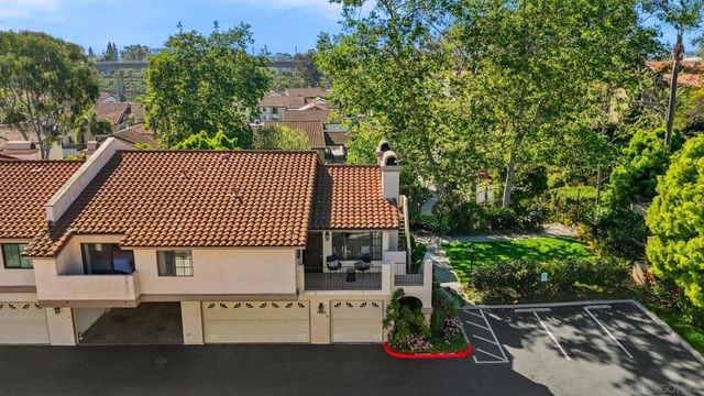 7640 Palmilla Dr 104, San Diego, CA 92122