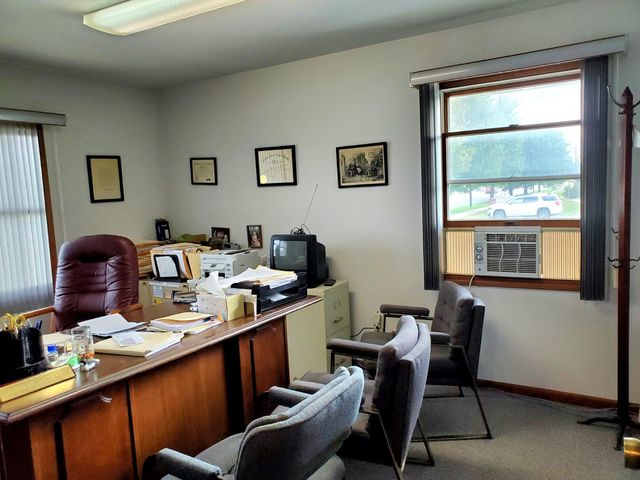 6195 Central Avenue, Portage, IN 46368