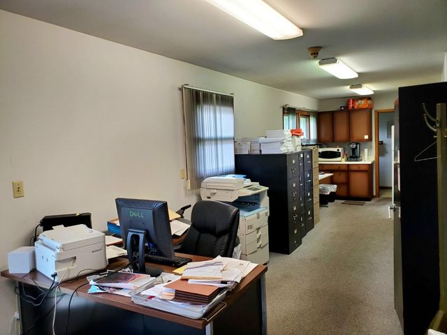 6195 Central Avenue, Portage, IN 46368