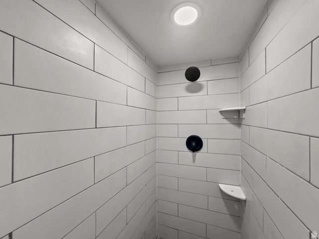 691 N 1250 W, Clearfield, UT 84015