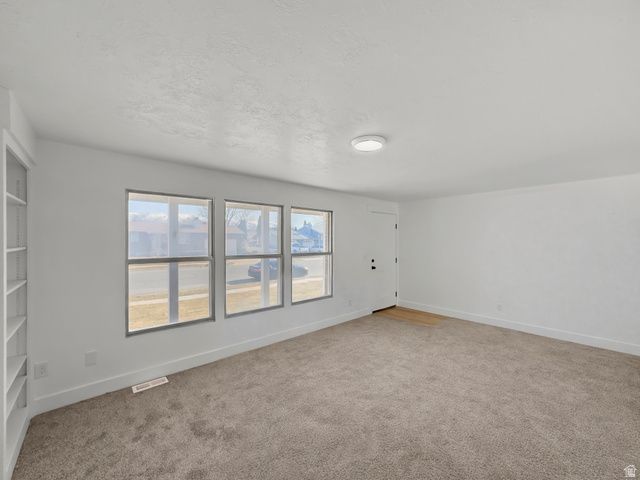 691 N 1250 W, Clearfield, UT 84015