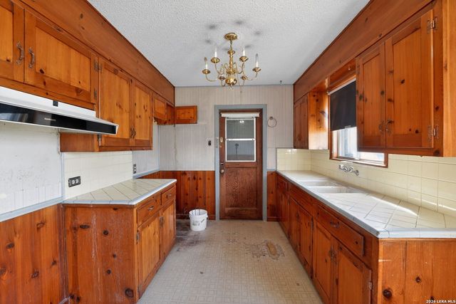 407 Pickwell, San Antonio, TX 78223