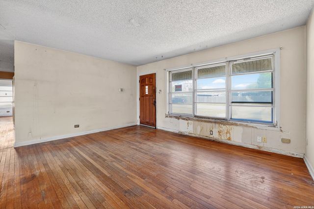 407 Pickwell, San Antonio, TX 78223