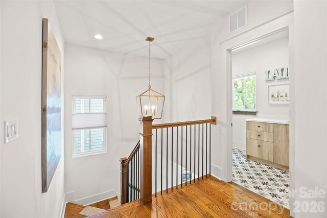 425 Pecan Avenue, Charlotte, NC 28204