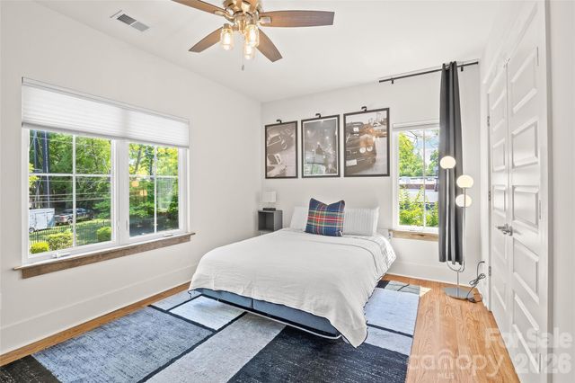425 Pecan Avenue, Charlotte, NC 28204