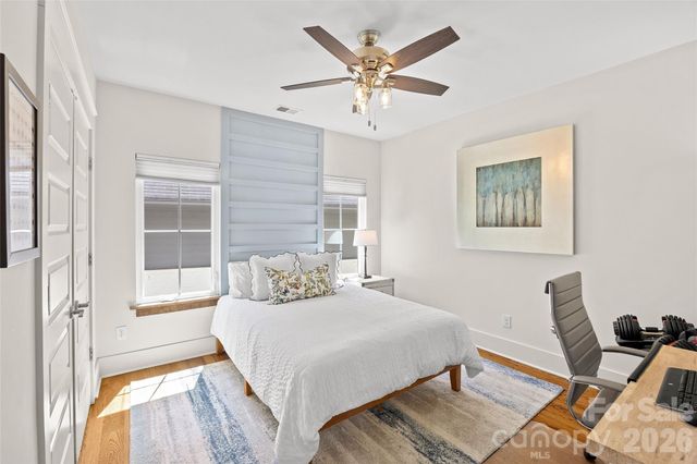425 Pecan Avenue, Charlotte, NC 28204