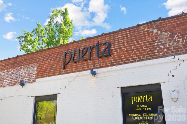 425 Pecan Avenue, Charlotte, NC 28204