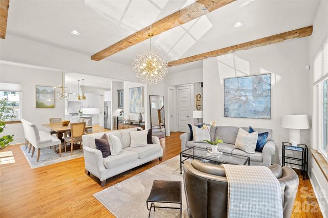 425 Pecan Avenue, Charlotte, NC 28204