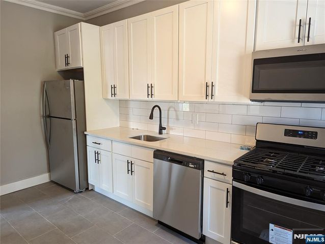 45 Linden 5, Hackensack, NJ 07601