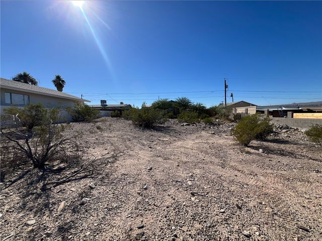 1439 Summit Drive, Bullhead City, AZ 86442