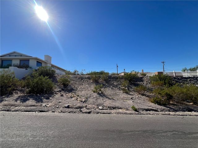 1439 Summit Drive, Bullhead City, AZ 86442