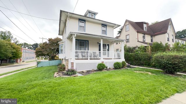 700 10TH AVE, Prospect Park, PA 19076