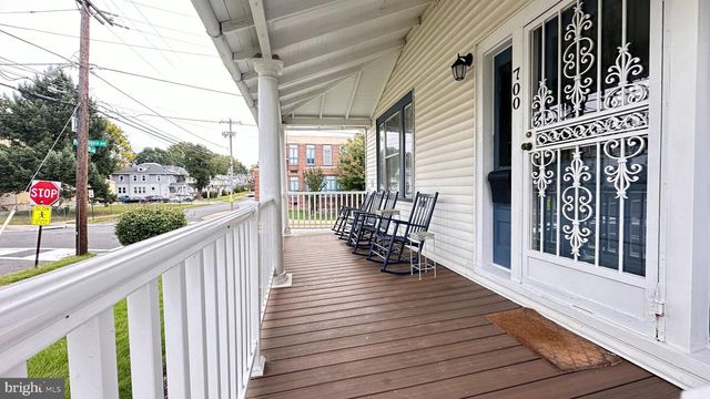 700 10TH AVE, Prospect Park, PA 19076