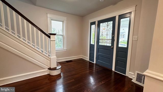 700 10TH AVE, Prospect Park, PA 19076
