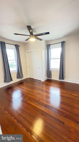 700 10TH AVE, Prospect Park, PA 19076
