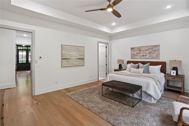 180 Thompson Place, Roswell, GA 30075