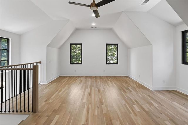 180 Thompson Place, Roswell, GA 30075