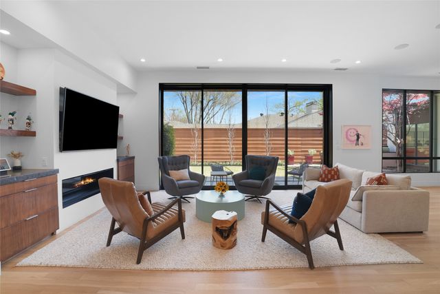 4135 Valley Ridge Road, Dallas, TX 75220