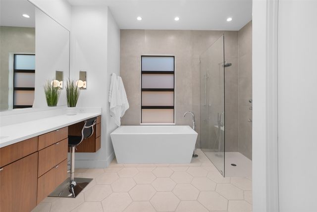 4135 Valley Ridge Road, Dallas, TX 75220