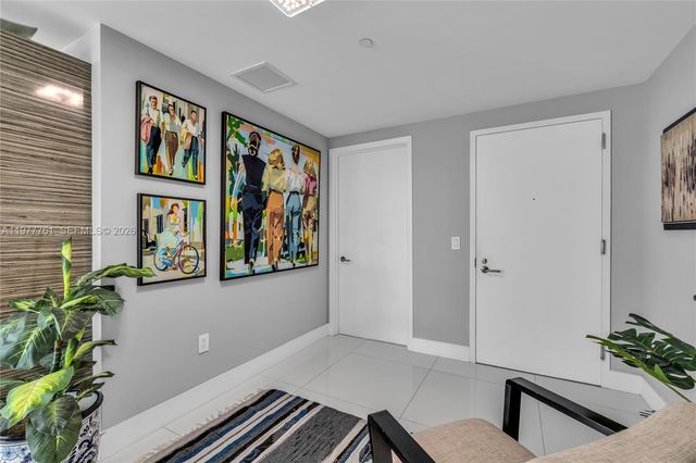 460 NE 28th St 1708, Miami, FL 33137