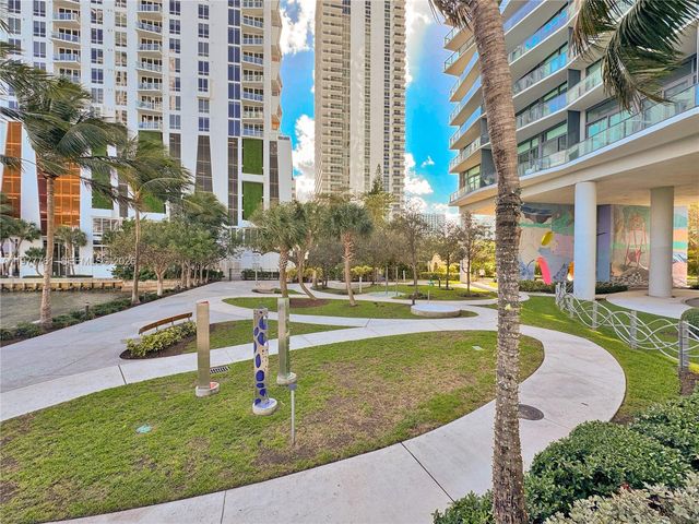 460 NE 28th St 1708, Miami, FL 33137