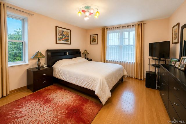 64-11 99th Street 302, Rego Park, NY 11374