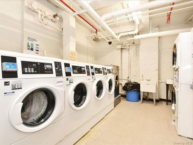 64-11 99th Street 302, Rego Park, NY 11374