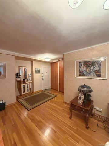 64-11 99th Street 302, Rego Park, NY 11374
