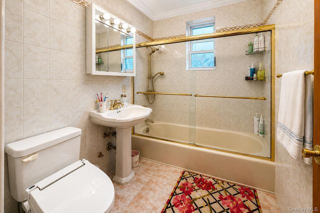 64-11 99th Street 302, Rego Park, NY 11374