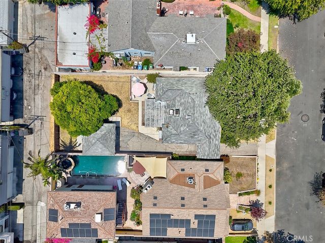 4427 Bakman Avenue, Studio City, CA 91602