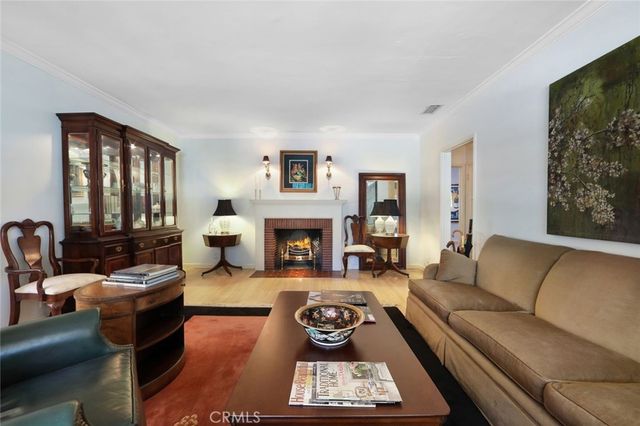 4427 Bakman Avenue, Studio City, CA 91602