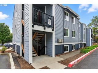 47 EAGLE CREST Dr 53, Lake Oswego, OR 97035