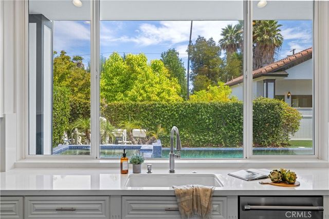 5012 Gerald Avenue, Encino, CA 91436