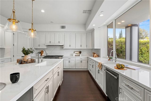 5012 Gerald Avenue, Encino, CA 91436