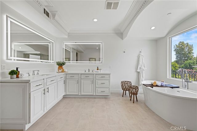 5012 Gerald Avenue, Encino, CA 91436